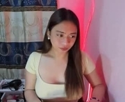 loveyoureign06 is a  year old female webcam sex model.