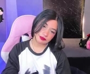 bonnietaylor0 is a 19 year old female webcam sex model.