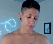 aleja1214 is a 30 year old female webcam sex model.