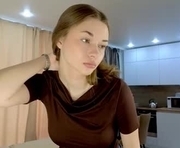 sharrimalagisi is a 19 year old female webcam sex model.