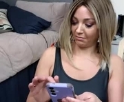 cumguzzlingskank is a  year old couple webcam sex model.