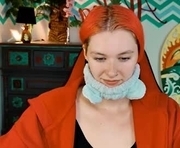 chillsnail is a 22 year old female webcam sex model.
