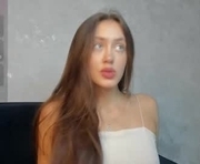 nicoleerich is a 19 year old female webcam sex model.