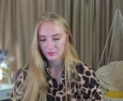 stacy_riiver is a 20 year old female webcam sex model.