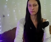 littleahwitch is a 21 year old female webcam sex model.