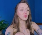 sshawty is a 25 year old female webcam sex model.