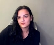 tiameakin is a 18 year old female webcam sex model.