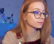 lunar_sofia is a 20 year old female webcam sex model.