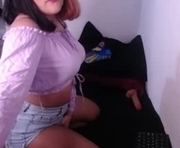 u_nicol is a 21 year old female webcam sex model.