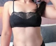 giorgiaroa is a 34 year old female webcam sex model.