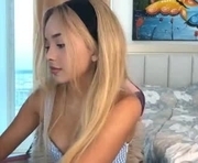 irinna_backk is a  year old female webcam sex model.