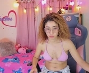 meggan_jade is a 18 year old female webcam sex model.