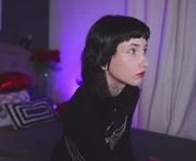 carmilamoon is a 20 year old female webcam sex model.