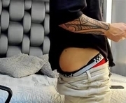 king_falconer is a 22 year old male webcam sex model.
