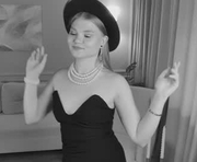 luvv_nika is a 18 year old female webcam sex model.