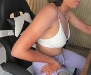 monserrat_blanco is a 19 year old female webcam sex model.