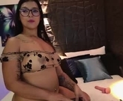 graceymilf999 is a  year old female webcam sex model.