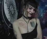 onyx_black666 is a  year old shemale webcam sex model.
