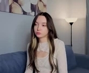 paulaharris is a 18 year old female webcam sex model.