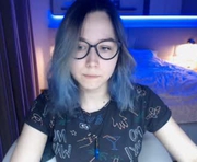 blue_mooncat is a 20 year old female webcam sex model.