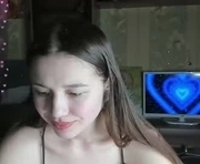 milyamess is a 19 year old female webcam sex model.