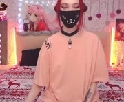 little_food_girl is a 19 year old female webcam sex model.