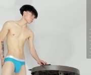 pretur_crubaa is a 21 year old male webcam sex model.