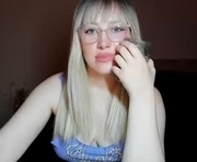 amara_maple is a 24 year old female webcam sex model.