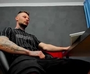 brianhunts is a 26 year old male webcam sex model.