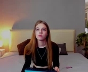 melissacrayzy is a 18 year old female webcam sex model.