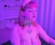 betty__m00n is a  year old female webcam sex model.