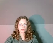 lily_tayberry is a 19 year old female webcam sex model.
