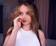 kacyboone is a 18 year old female webcam sex model.