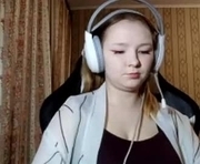 karicynthia is a 18 year old female webcam sex model.