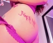 summerofthemoon is a 28 year old female webcam sex model.