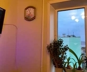 donettastrowbridge is a 18 year old female webcam sex model.