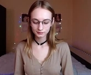 lissa__fox is a 18 year old female webcam sex model.