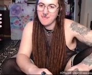 ivyshrumx is a 25 year old shemale webcam sex model.