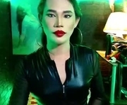 urhardcockqueenxxx is a 28 year old shemale webcam sex model.