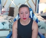 liss_prg is a 40 year old female webcam sex model.