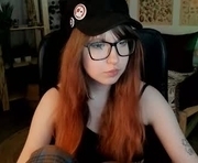 memorycadence is a  year old female webcam sex model.