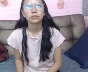 katalina07 is a 18 year old female webcam sex model.