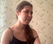guinevereborom is a 18 year old female webcam sex model.