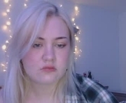 sugar_coma is a 18 year old female webcam sex model.