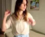 nessy_ness is a 18 year old female webcam sex model.