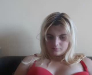 follow_julia is a 20 year old female webcam sex model.