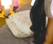 maddiebumb is a 19 year old female webcam sex model.