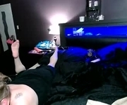 ivebeenabadgirldaddy is a 46 year old couple webcam sex model.