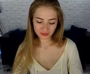 adelyna_bird is a  year old female webcam sex model.