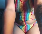 samantha_keem is a 18 year old female webcam sex model.